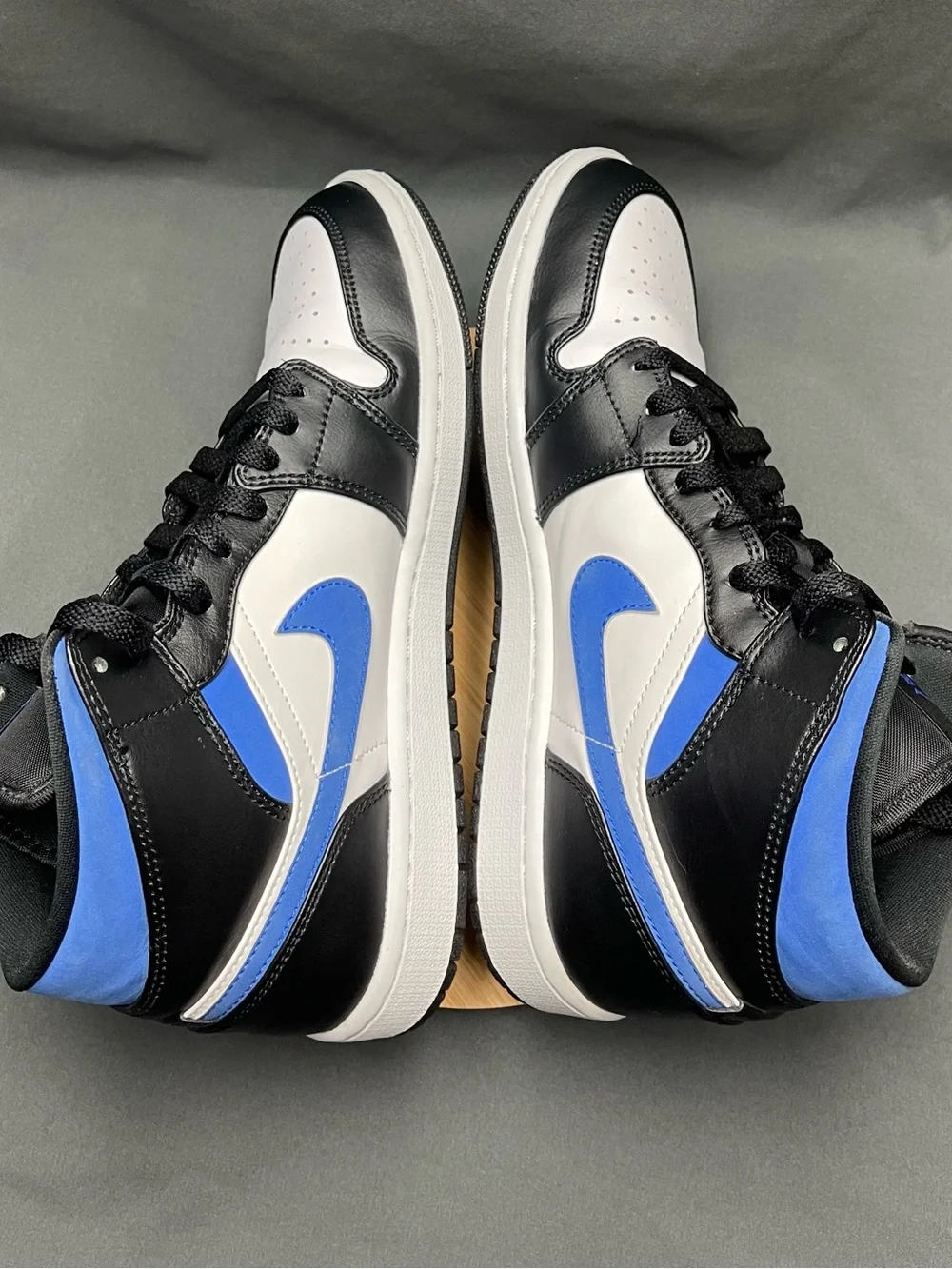 Men’s Jordan 1 Mid Racer Blue Size - Size 8.5M